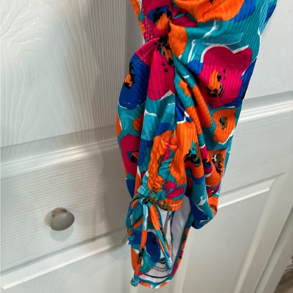 Vibrant Floral One-Piece Swimsuit - Picture 3 of 7